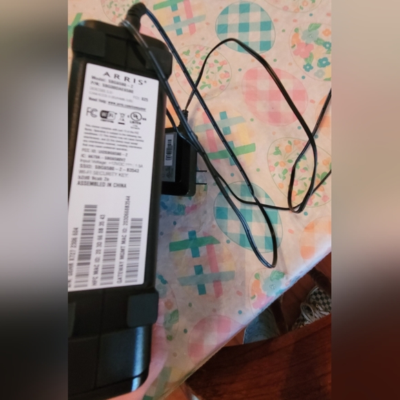 Arris Network Router - Picture 3 of 3